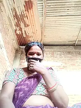 Kirti sacsena online show from 03/17/26, 02:14