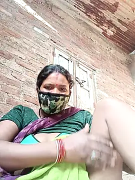 Kirti sacsena online show from 04/03/26, 01:56