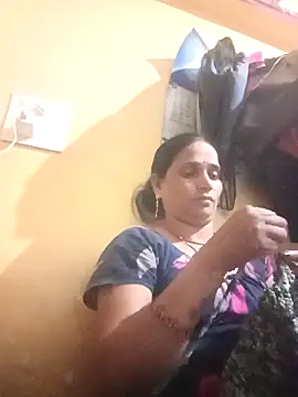 Snapshot of njkalo_sexe chatting on 04/08/26, 04:08 njkalo sexe online show from 04/08/26, 04:08