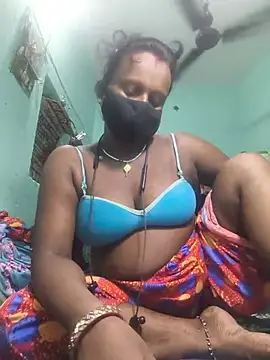 PRIYAGOYAL online show from 07/11/26, 10:26