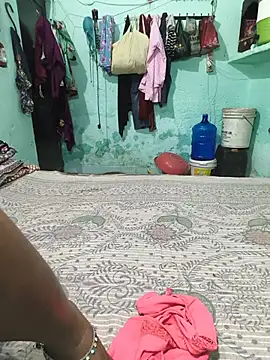 PRIYAGOYAL online show from 07/18/26, 06:00