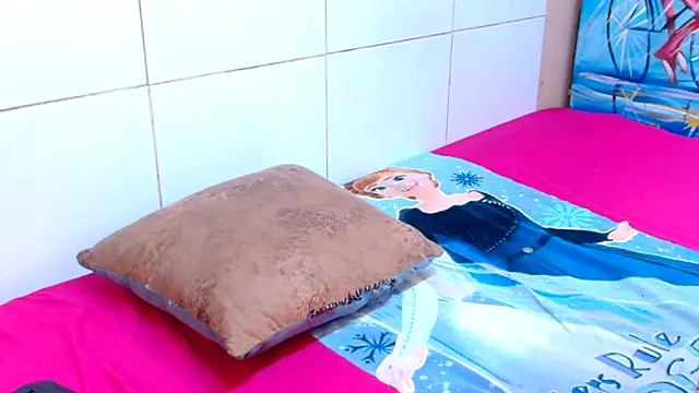 BubblyIvyxxx online show from 03/27/26, 06:44