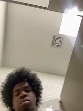 Snapshot of pussyeater_- chatting on 02/07/26, 09:12 pussyeater - online show from 02/07/26, 09:12