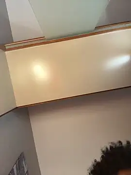 Snapshot of pussyeater_- chatting on 02/15/26, 01:39 pussyeater - online show from 02/15/26, 01:39