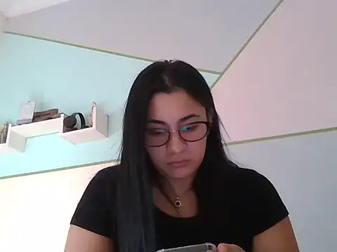 Snapshot of Agusgold22 chatting on 02/22/26, 08:43 Agusgold22 online show from 02/22/26, 08:43