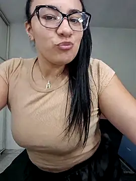 Snapshot of Agusgold22 chatting on 03/06/26, 12:55 Agusgold22 online show from 03/06/26, 12:55