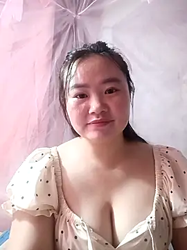 lisn-cute online show from 05/04/26, 11:35