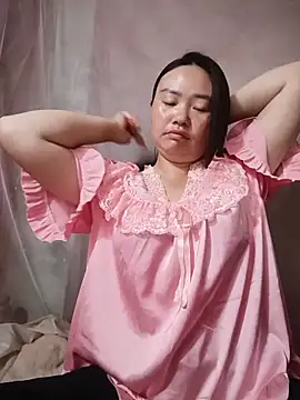 Snapshot of lisn-cute chatting on 06/15/26, 01:39 lisn-cute online show from 06/15/26, 01:39
