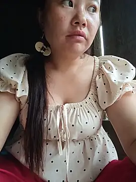 Snapshot of lisn-cute chatting on 06/21/26, 02:28 lisn-cute online show from 06/21/26, 02:28