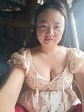 Snapshot of lisn-cute chatting on 06/22/26, 01:00 lisn-cute online show from 06/22/26, 01:00