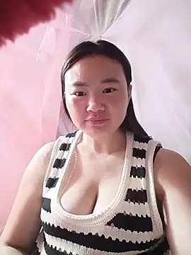 Snapshot of lisn-cute chatting on 07/09/26, 11:48 lisn-cute online show from 07/09/26, 11:48
