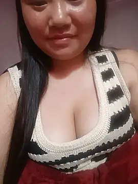 Snapshot of lisn-cute chatting on 06/24/26, 02:48 lisn-cute online show from 06/24/26, 02:48