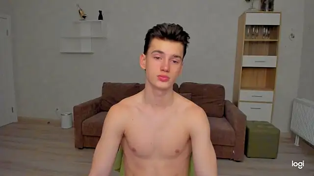 Max foks  online show from 04/05/26, 02:13