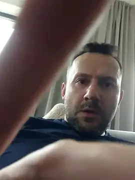 defaktor online show from 04/11/26, 02:32