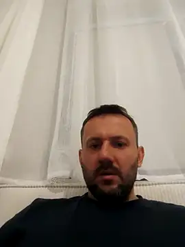 Snapshot of defaktor chatting on 04/18/26, 02:41 defaktor online show from 04/18/26, 02:41