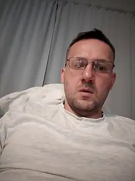 defaktor online show from 04/04/26, 07:20