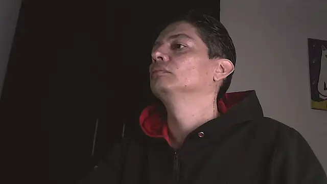 Thommas8a online show from 02/08/26, 03:59