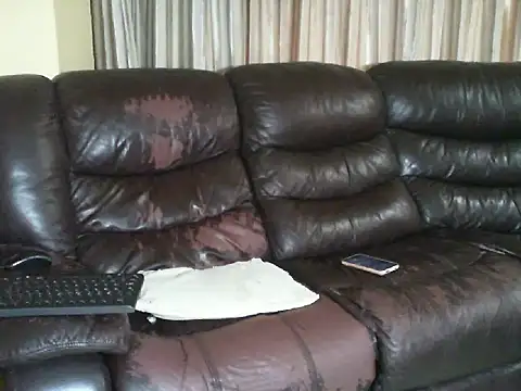 Snapshot of Caramel-Diva chatting on 02/15/26, 09:30 Caramel-Diva online show from 02/15/26, 09:30