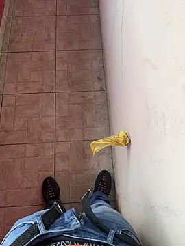 Snapshot of novinhogozando chatting on 02/19/26, 07:44 novinhogozando online show from 02/19/26, 07:44