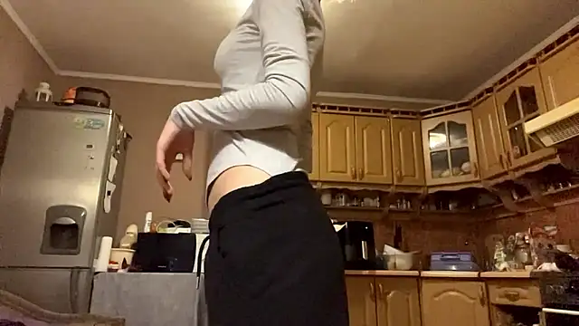 CharmingBlonde online show from 02/15/26, 07:13