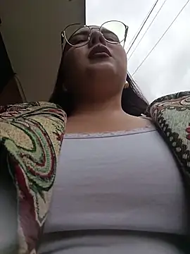 Yulska online show from 04/06/26, 08:43