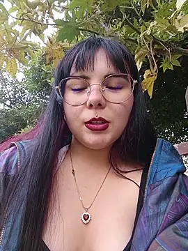 Yulska online show from 04/11/26, 09:51