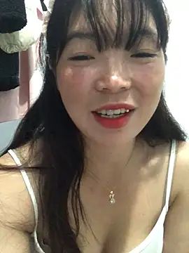 Snapshot of cuty_lusy chatting on 06/12/26, 12:30 cuty lusy online show from 06/12/26, 12:30