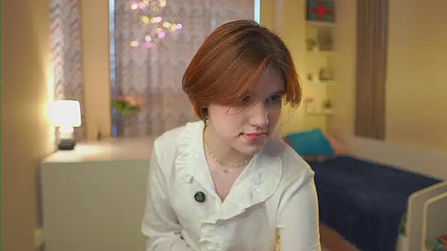 BelleHayton online show from 02/15/26, 05:52