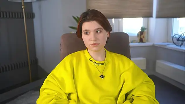 BelleHayton online show from 02/11/26, 12:05