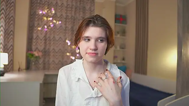 BelleHayton online show from 02/17/26, 02:36