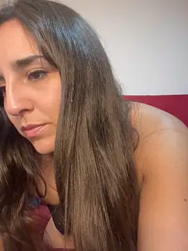 Latinaelisa online show from 04/12/26, 02:48