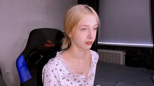 TaliCaan online show from 04/04/26, 11:06