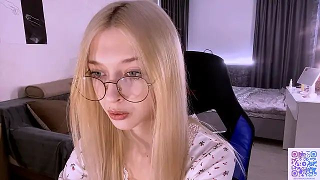 TaliCaan online show from 03/27/26, 11:11