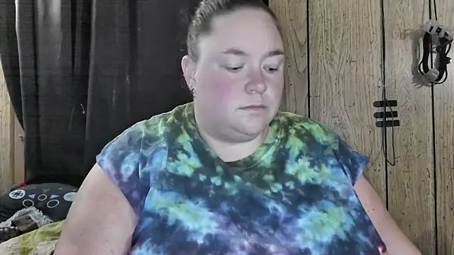 ladylynn13 online show from 06/16/26, 08:53