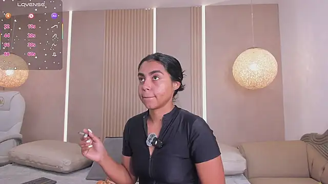 eva lain online show from 05/20/26, 11:40