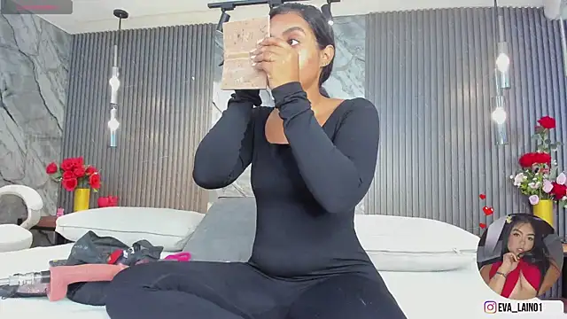 eva lain online show from 03/19/26, 12:05