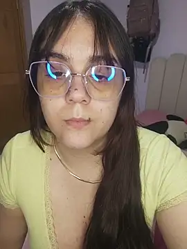 its lauu  online show from 02/12/26, 02:55