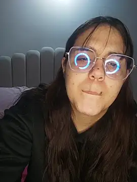 its lauu  online show from 03/08/26, 03:43