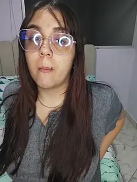 its lauu  online show from 02/19/26, 04:20