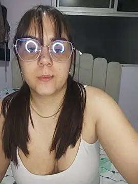 its lauu  online show from 02/20/26, 03:03