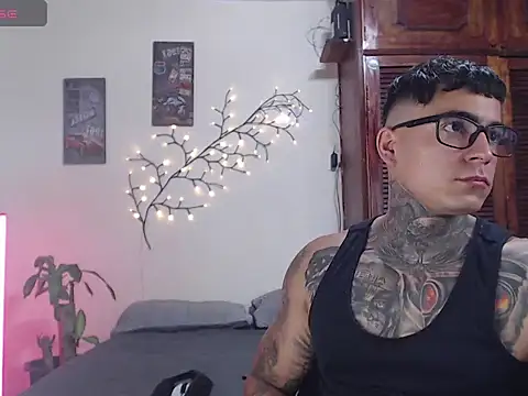 maxstrom111 online show from 03/17/26, 01:25