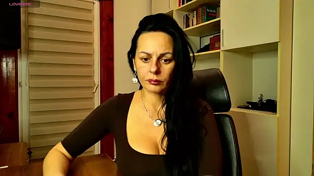 MiriamDelyn online show from 03/03/26, 08:27