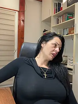 MiriamDelyn online show from 05/22/26, 07:45