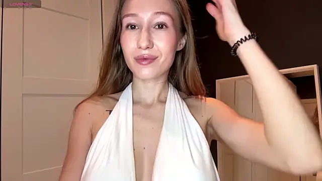 Alicecutepie online show from 07/04/26, 06:53