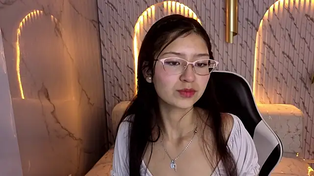 Snapshot of dani_tf chatting on 03/02/26, 01:18 dani tf online show from 03/02/26, 01:18