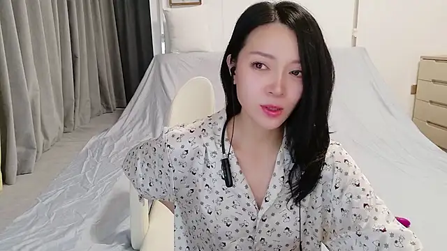 xiaojie jie online show from 06/25/26, 04:12