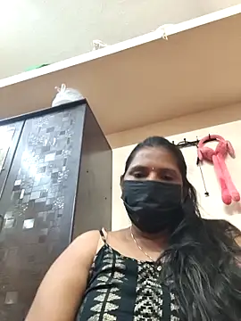 Snapshot of Tamil_uma_69 chatting on 02/24/26, 10:38 Tamil uma 69 online show from 02/24/26, 10:38