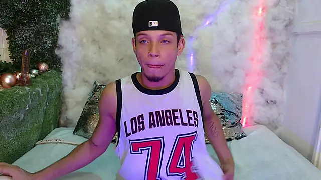 Snapshot of Gael_zambrano chatting on 02/20/26, 05:48 Gael zambrano online show from 02/20/26, 05:48