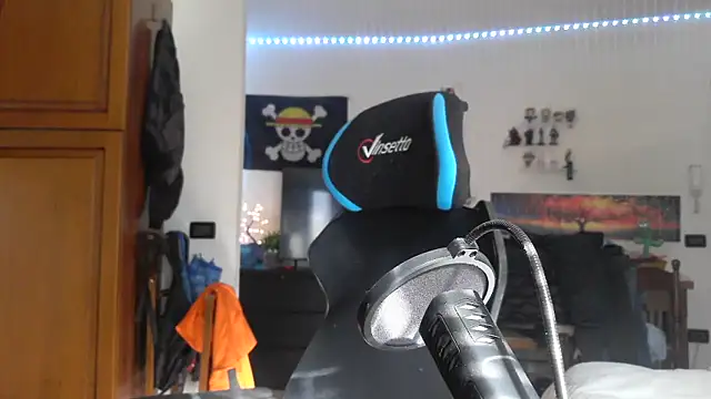 Snapshot of maestroboris95 chatting on 02/10/26, 10:58 maestroboris95 online show from 02/10/26, 10:58