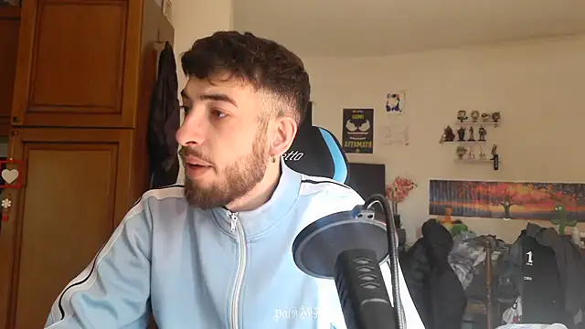 Snapshot of maestroboris95 chatting on 02/11/26, 11:21 maestroboris95 online show from 02/11/26, 11:21